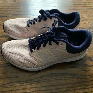 EUC New Balance sneakers